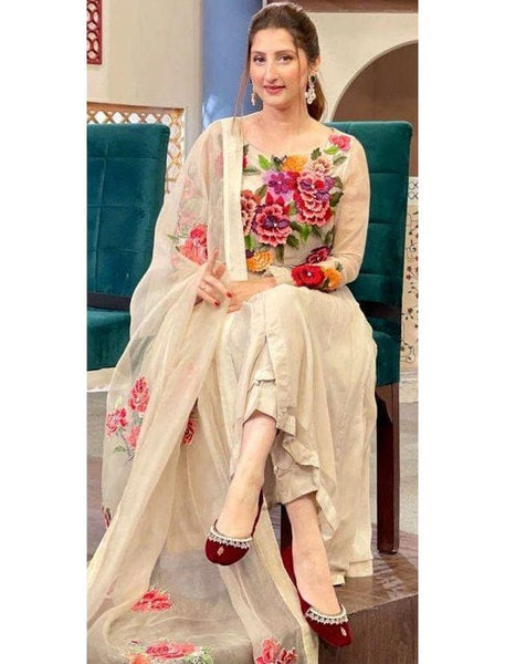 Styleloft.pk Charizma Lawn Collection- 3PC Unstitched Embroidered Suit 3 PIECE