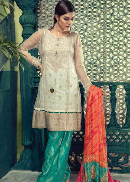 Maria.B Embroidered Lawn Collection 3Pc Suit ML-18-07