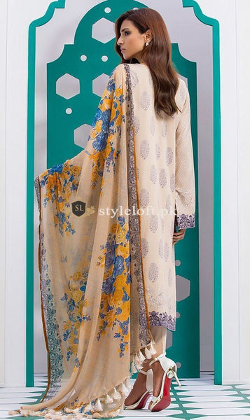 Orient Embroidered Lawn Collection 2019 3Pc Suit OTL-232-B